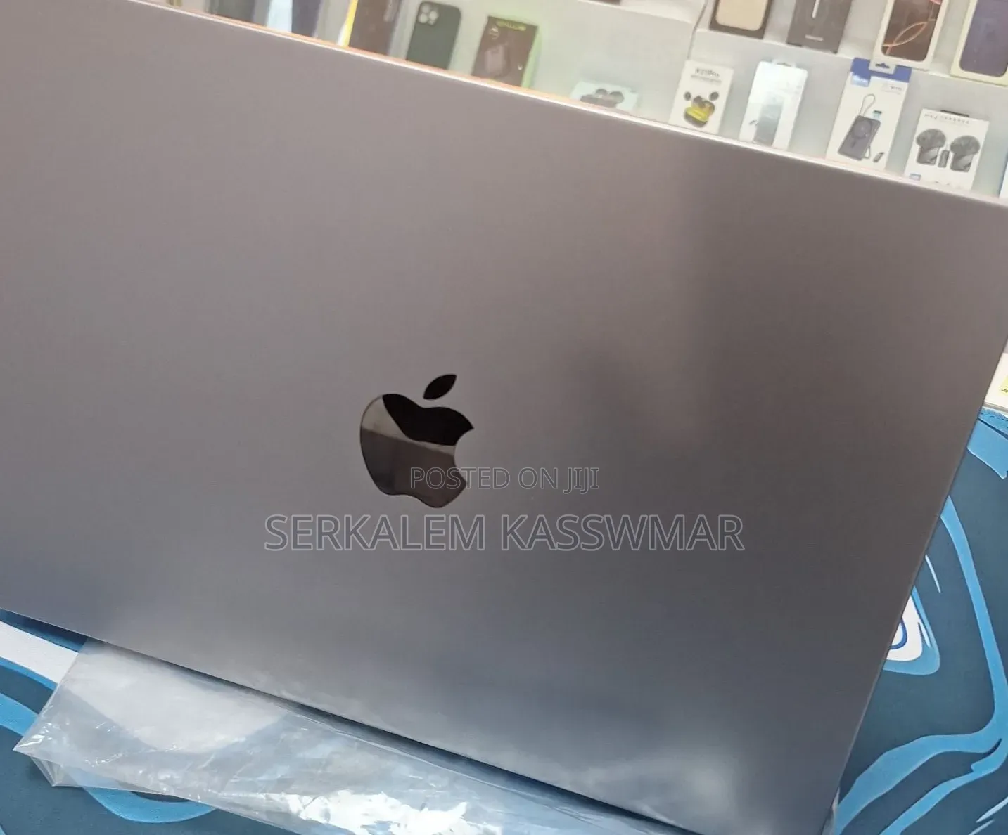 New Laptop Apple MacBook Pro 2021 M1 32GB Apple M1 SSD 512GB