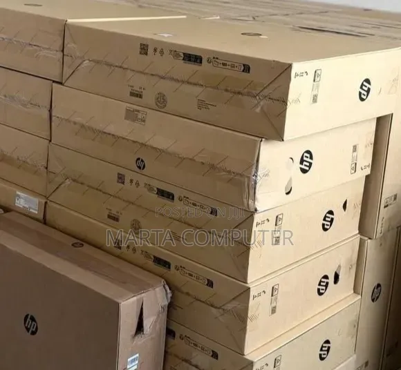 New HP 200 G4 22 All-in-One 16GB Intel Core i7 SSD 512GB