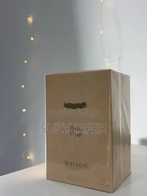 Maison Asrar Vanilla Voyage Perfume