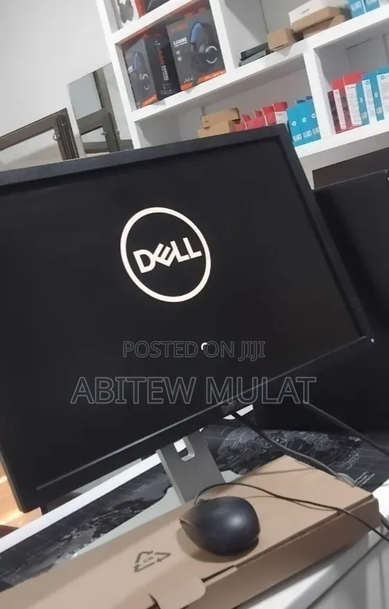 New Desktop Computer Dell Optiplex 7090 32GB Intel Core i7 HDD 1T