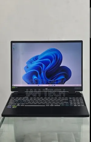 New Laptop Acer Predator Helios 300 16GB Intel Core i9 SSD 1T
