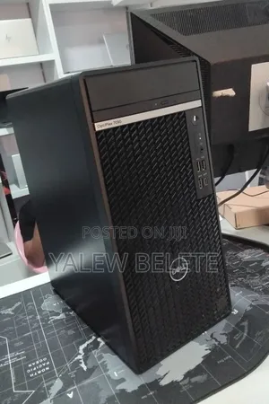 New Desktop Computer Dell Optiplex 7090 32GB Intel Core i7 HDD 1T