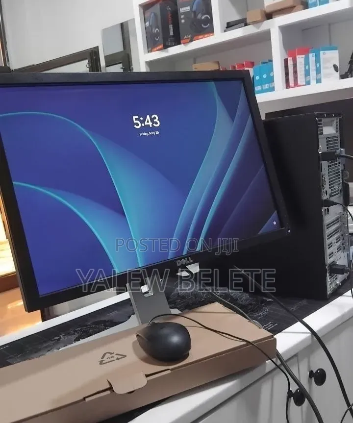 New Desktop Computer Dell Optiplex 7090 32GB Intel Core i7 HDD 1T
