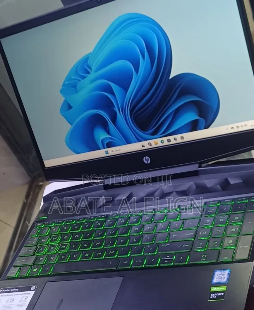 New Laptop HP Pavilion Power 15 16GB Intel Core i5 SSD 512GB
