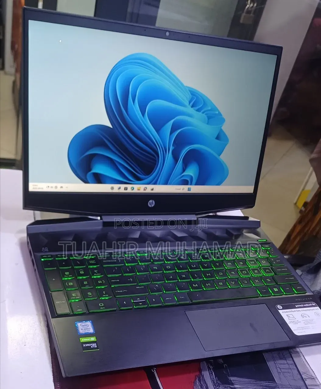 New Laptop HP Pavilion 15 16GB Intel Core i5 SSD 512GB