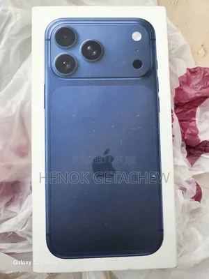 New Apple iPhone 17 Pro Max 256 GB Blue