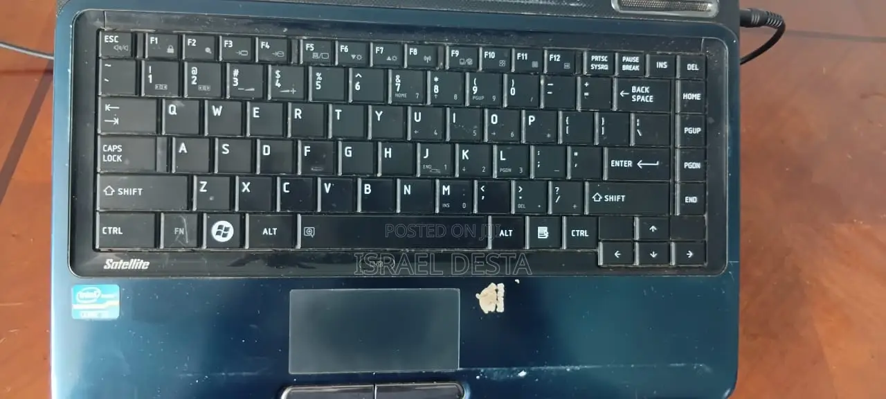Laptop Toshiba 4GB Intel Core i3 HDD 500GB