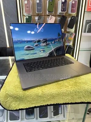 New Laptop Apple MacBook Pro 2021 M1 16GB Apple M1 Pro SSD 512GB