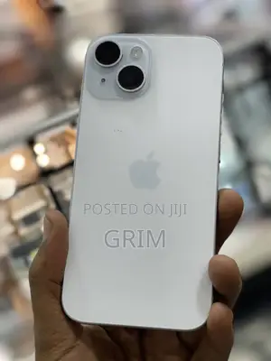 Apple iPhone 15 128 GB Silver