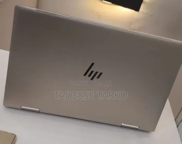 New Laptop HP Envy x360 8GB Intel Core i7 SSD 512GB