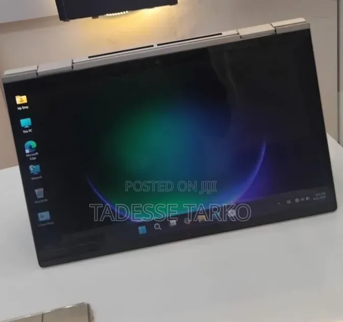 New Laptop HP Envy x360 8GB Intel Core i7 SSD 512GB