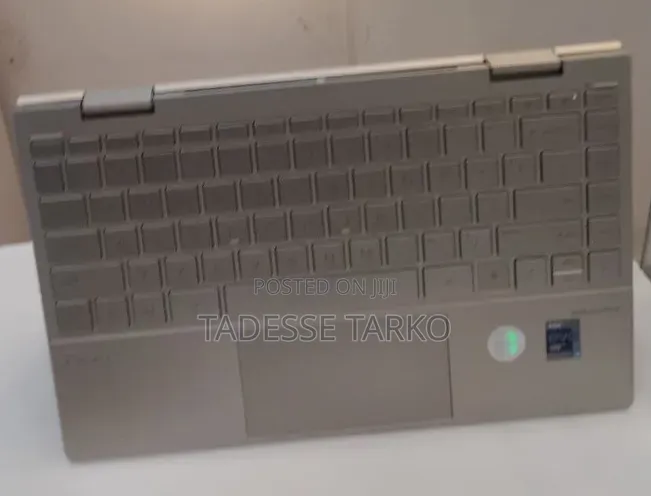 New Laptop HP Envy x360 8GB Intel Core i7 SSD 512GB