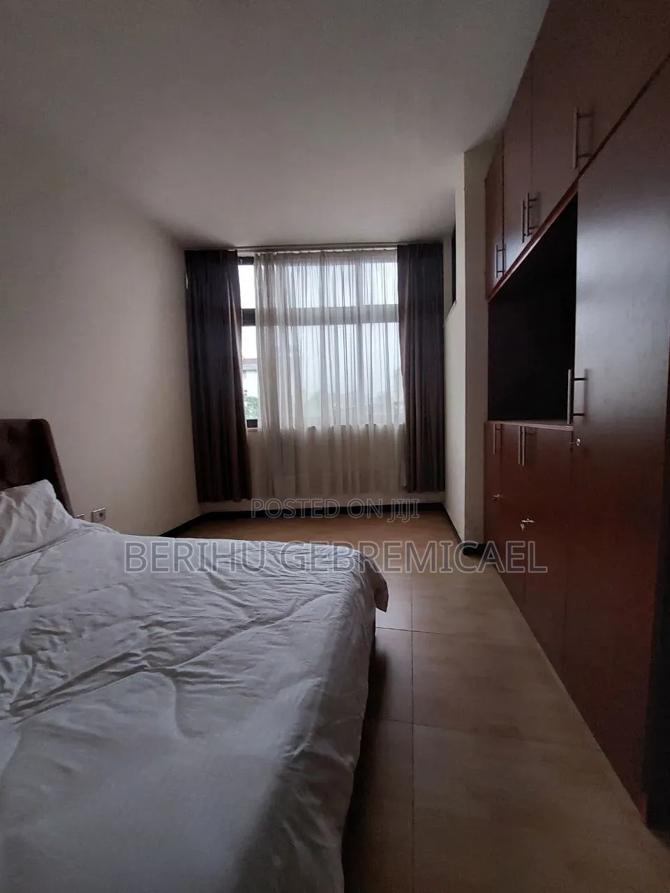 Furnished 2bdrm Apartment in 4 ኪሎ, Arada for rent