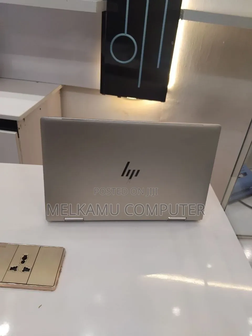 New Laptop HP Envy x360 8GB Intel Core i7 SSD 512GB