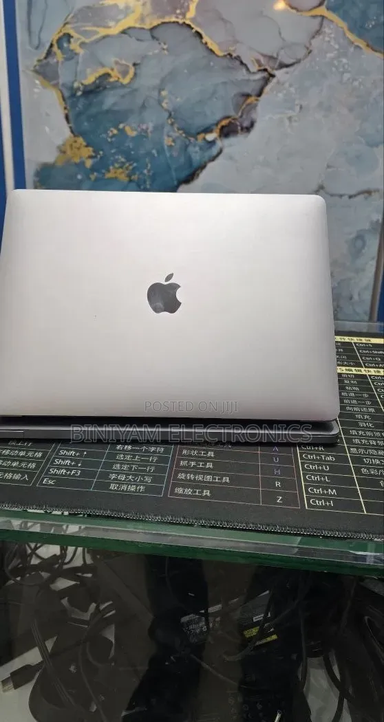 New Laptop Apple MacBook Air 2020 M1 8GB Apple M1 SSD 256GB