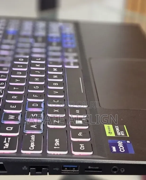 New Laptop Asus ROG Strix G15 16GB Intel Core i9 SSD 1T