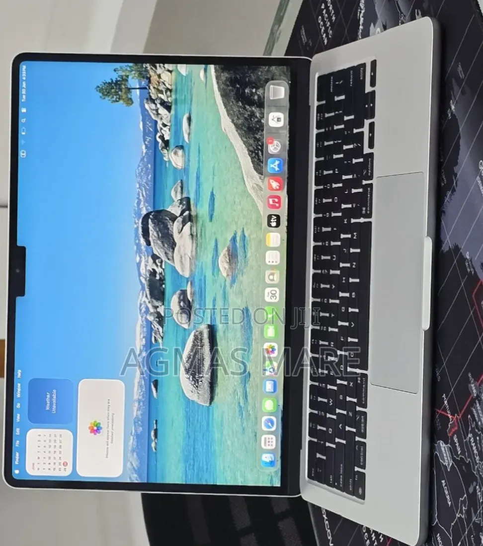 New Laptop Apple MacBook Air 2024 M3 16GB Apple M3 SSD 256GB
