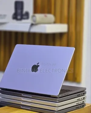 New Laptop Apple MacBook Pro 16GB Apple M1 Pro SSD 512GB