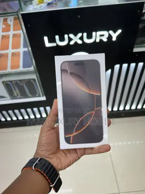 New Apple iPhone 16 Pro Max 256 GB Gold