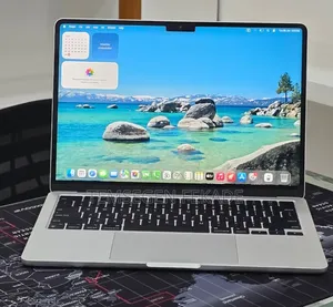 New Laptop Apple MacBook Air 2024 M3 16GB Apple M3 SSD 256GB