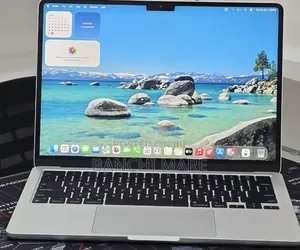 New Laptop Apple MacBook Air 2024 M3 16GB Apple M3 SSD 256GB