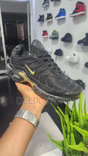 Nike Airmax Tn Gold