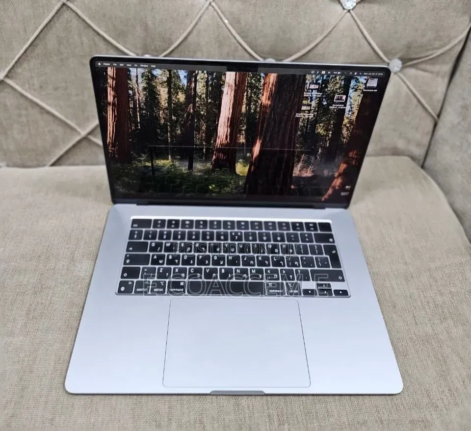 New Laptop Apple MacBook 8GB Apple M3 SSD 512GB