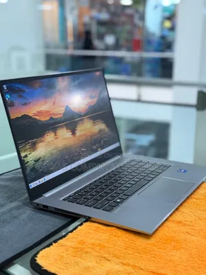 New Laptop HP ZBook 15 16GB Intel Core i7 SSD 512GB