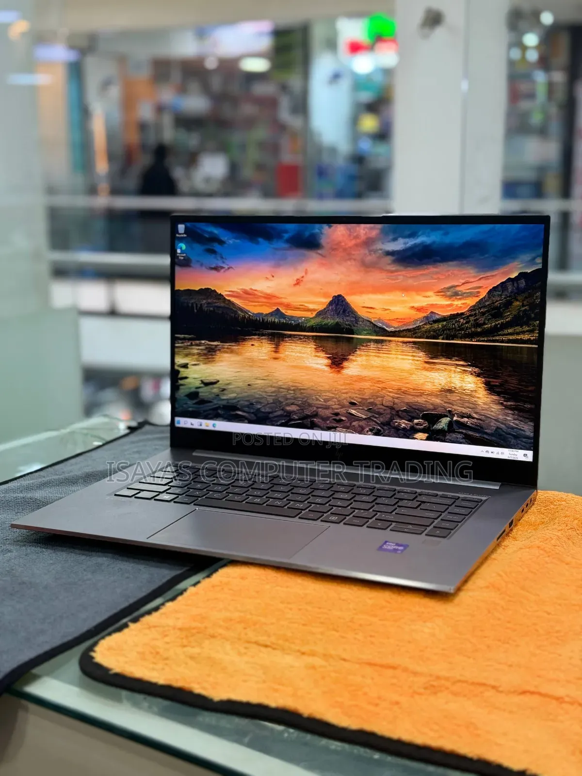 New Laptop HP ZBook 15 16GB Intel Core i7 SSD 512GB