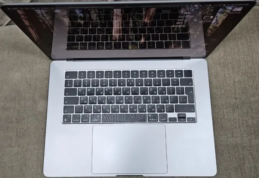 New Laptop Apple MacBook Air 2024 M3 8GB Apple M3 SSD 512GB