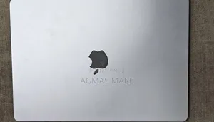 New Laptop Apple MacBook Air 2024 M3 8GB Apple M3 SSD 512GB