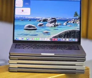 New Laptop Apple MacBook Pro 16GB Apple M1 SSD 512GB