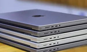 New Laptop Apple MacBook Pro 16GB Apple M1 SSD 512GB