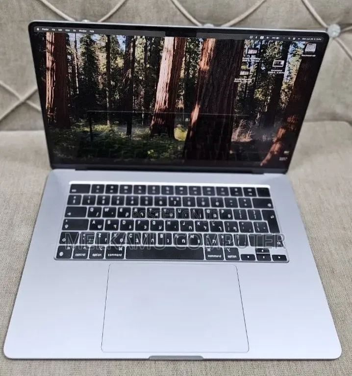 New Laptop Apple MacBook Air 2024 M3 8GB Apple M1 SSD 512GB