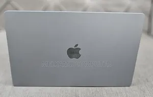 New Laptop Apple MacBook Air 2024 M3 8GB Apple M1 SSD 512GB