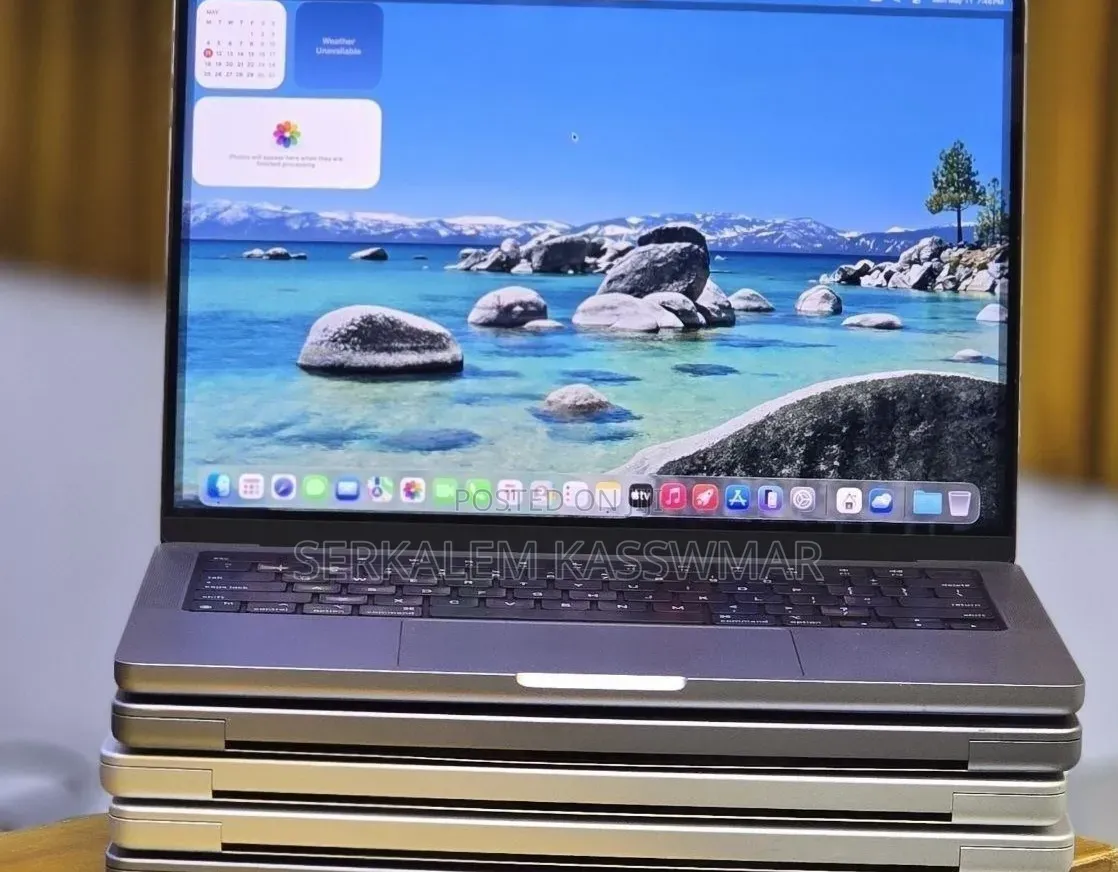 New Laptop Apple MacBook Pro 16GB Apple M1 SSD 512GB