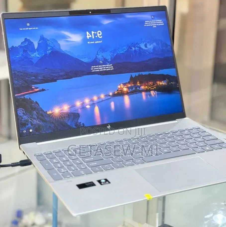 New Laptop HP Pavilion 15 16GB Intel Core Ultra 7 SSD 1T