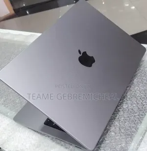 New Laptop Apple MacBook Pro 2021 M1 32GB Apple M1 SSD 512GB