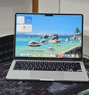 New Laptop Apple MacBook Air 2024 M3 16GB Apple M3 SSD 256GB