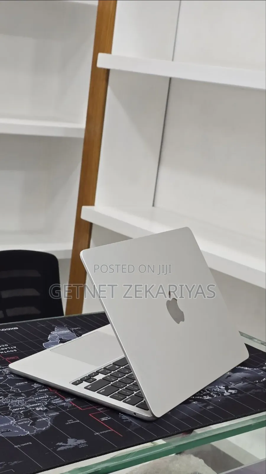 New Laptop Apple MacBook Air 2024 M3 16GB Apple M3 SSD 256GB