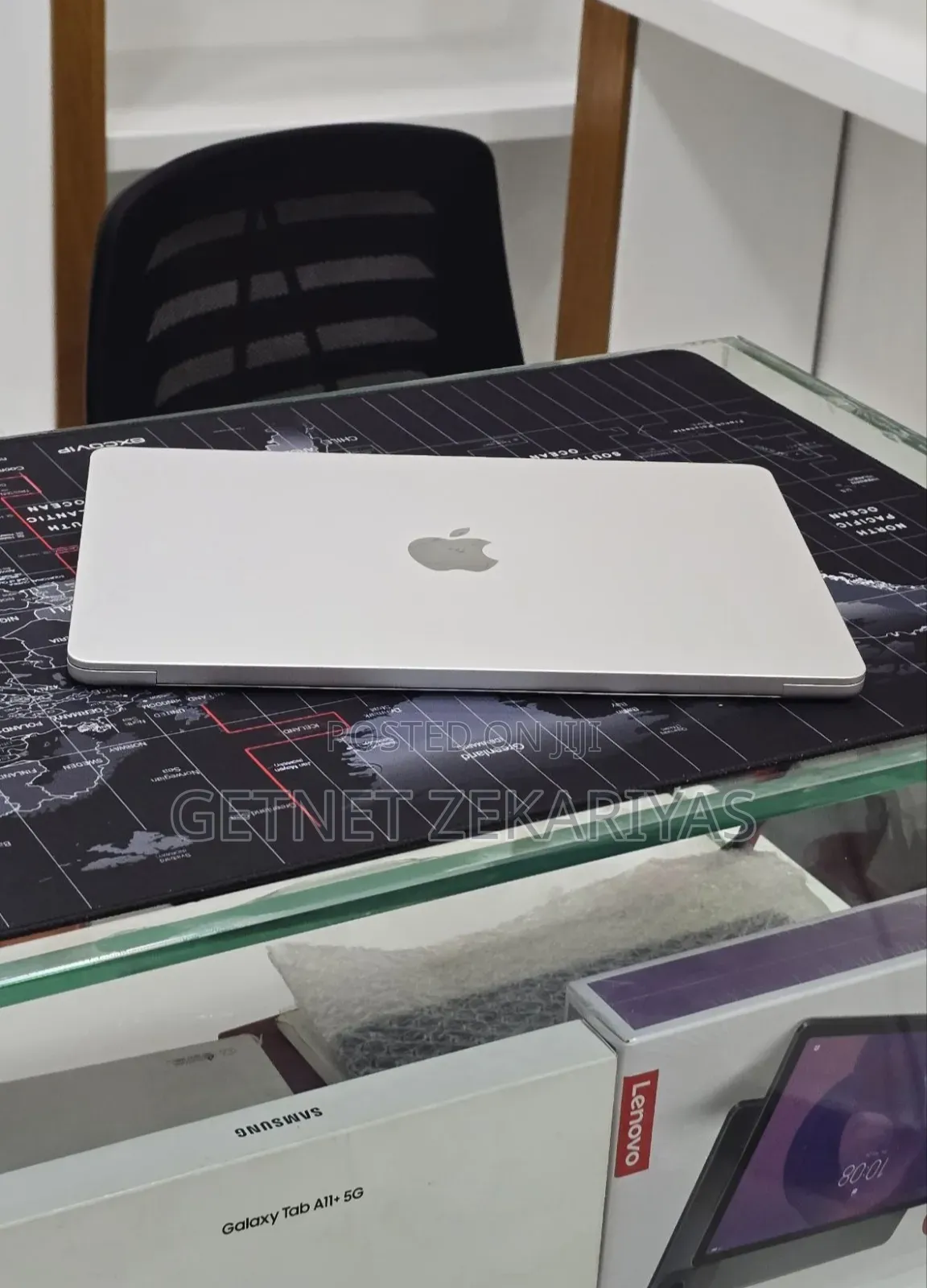 New Laptop Apple MacBook Air 2024 M3 16GB Apple M3 SSD 256GB