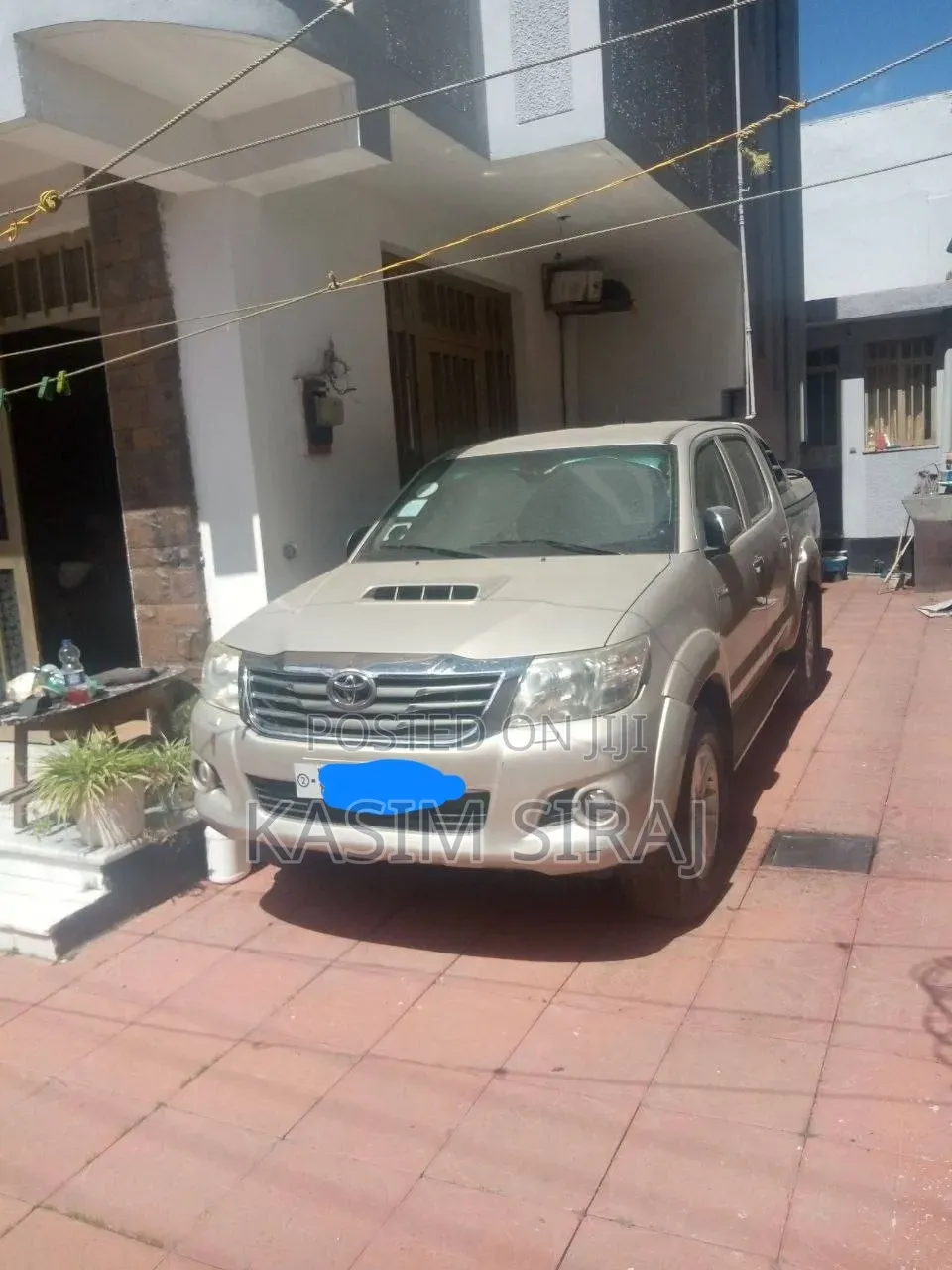Toyota Hilux 2015 Blue