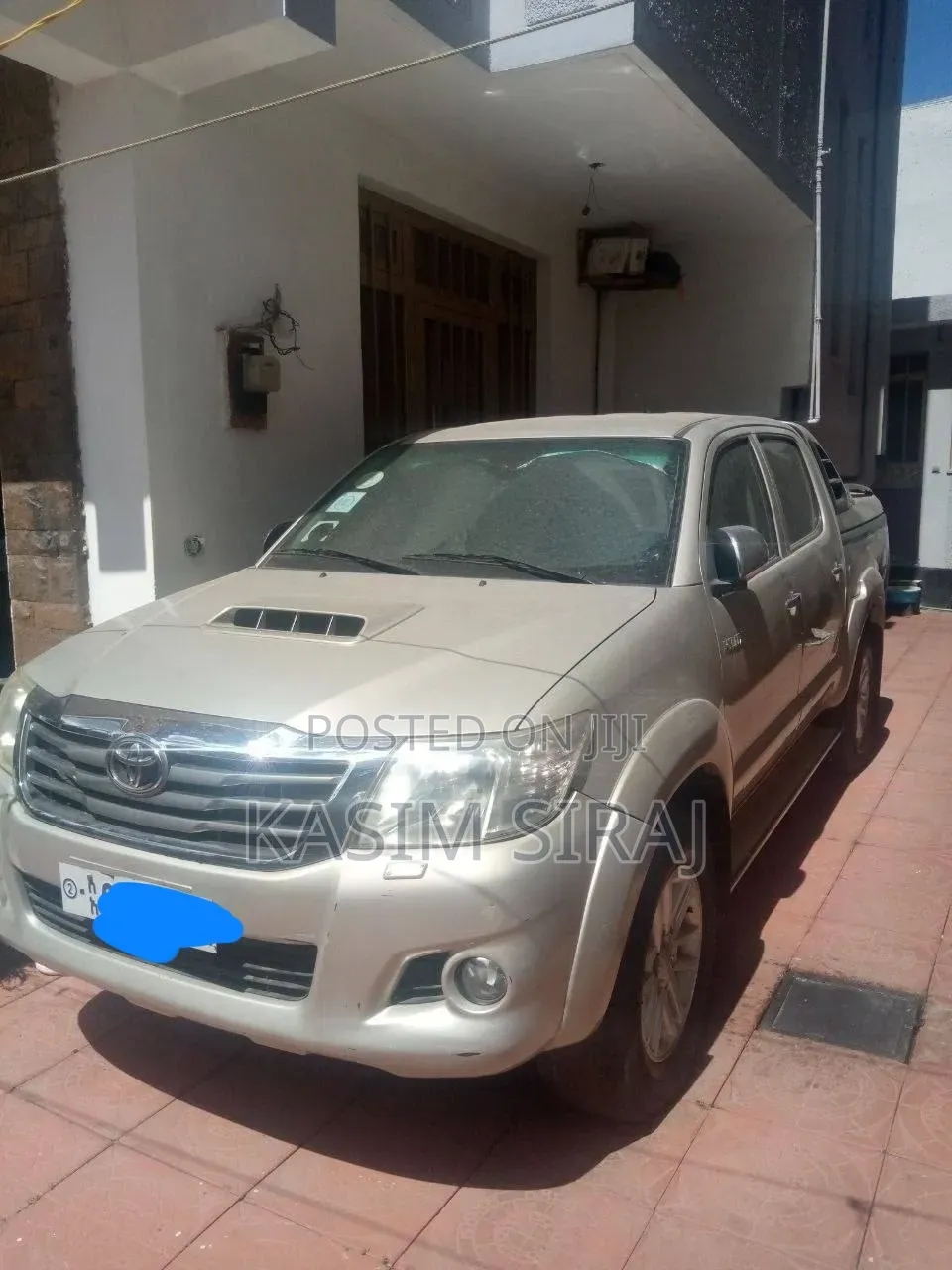 Toyota Hilux 2015 Blue