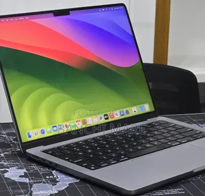 New Laptop Apple MacBook Pro 2023 M3 8GB Apple M3 Pro SSD 512GB