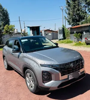 Hyundai Creta 2022 Silver