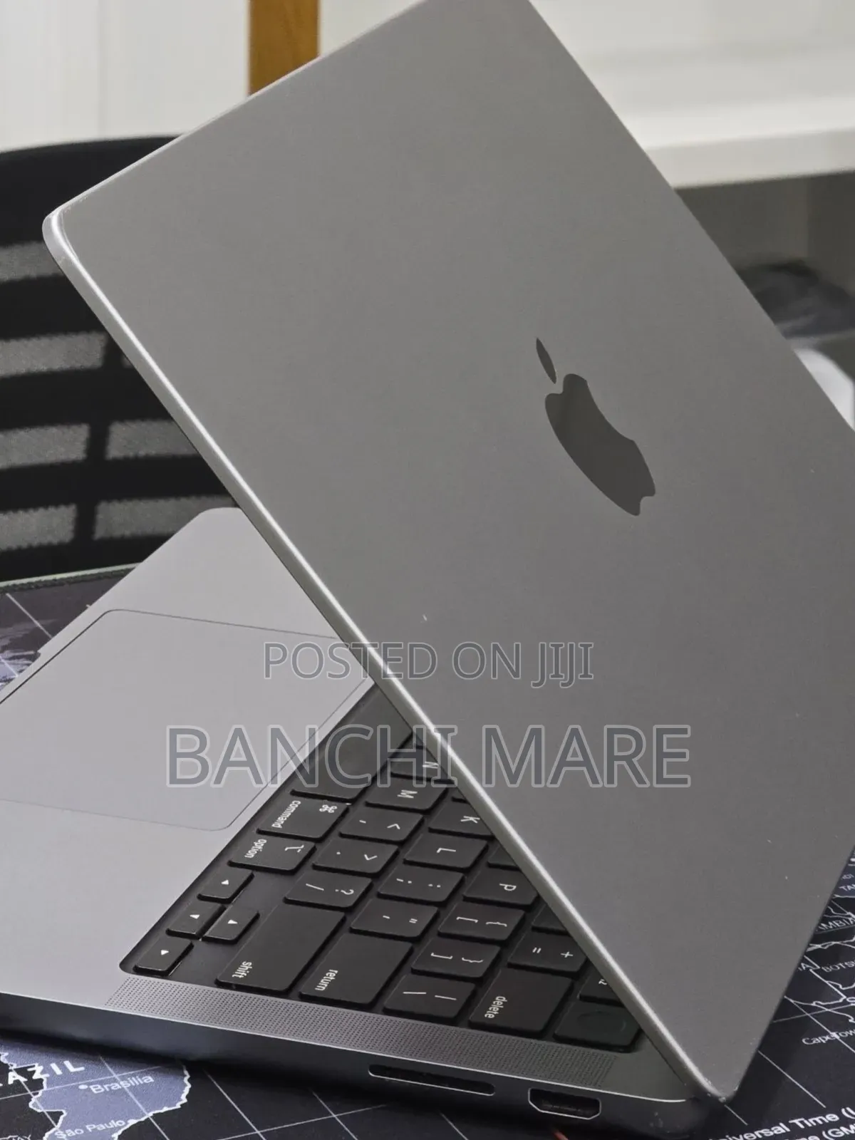 New Laptop Apple MacBook Pro 2023 M3 8GB Apple M3 Pro SSD 512GB
