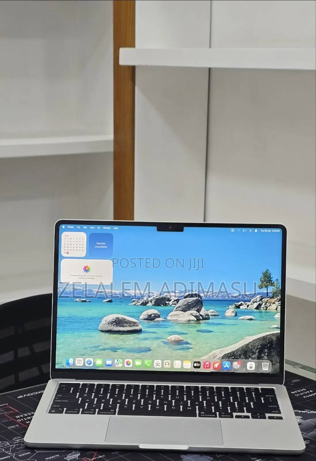 New Laptop Apple MacBook Air 2024 M3 16GB Apple M3 SSD 256GB