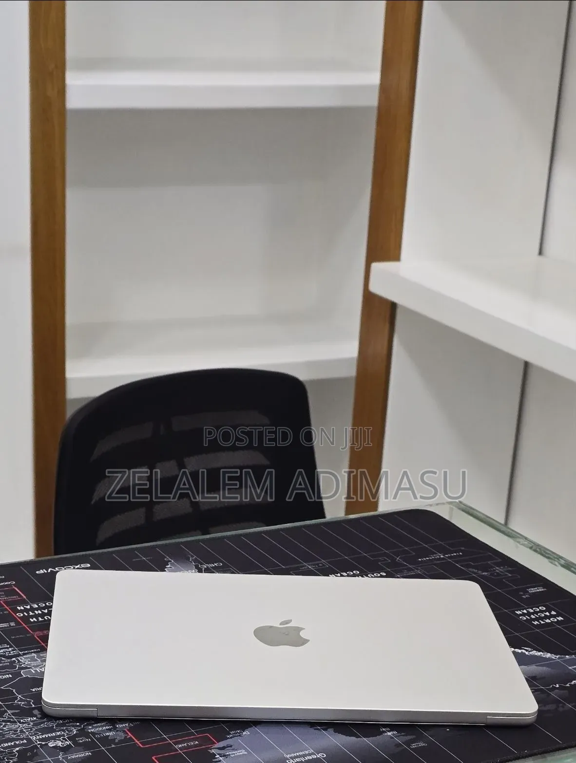New Laptop Apple MacBook Air 2024 M3 16GB Apple M3 SSD 256GB