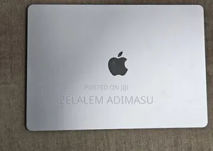 New Laptop Apple MacBook Air 2024 M3 8GB Apple M3 SSD 512GB