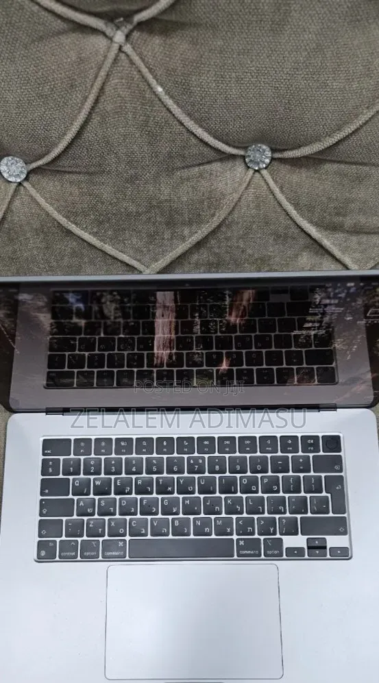 New Laptop Apple MacBook Air 2024 M3 8GB Apple M3 SSD 512GB